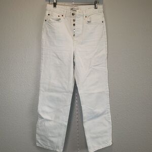 Zara White Jean size 4